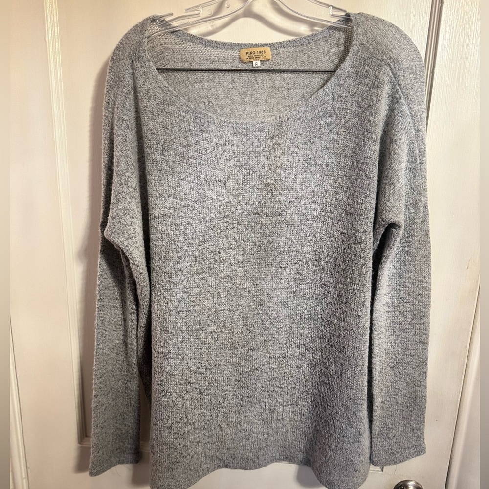 Piko 1988‎ Long sleeved sweater. Oversized size S